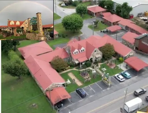 Motel with Cottage Accommodations