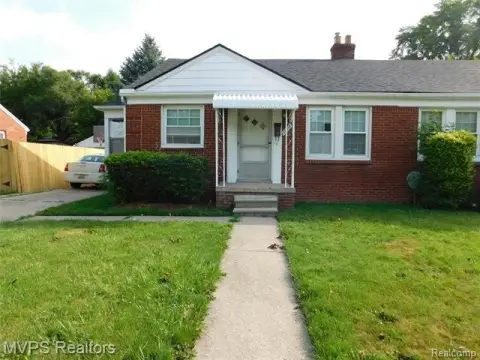 Residential Income Triplex Package