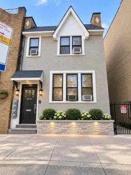 10-Bedroom Triplex