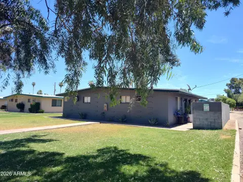 Four-Unit Studio Quadplex