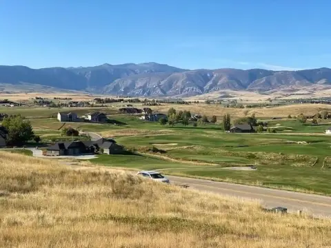 Homesite with Mountain Views