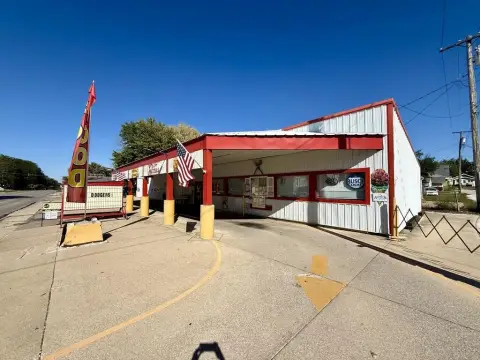 Storefront with Updated Kitchen