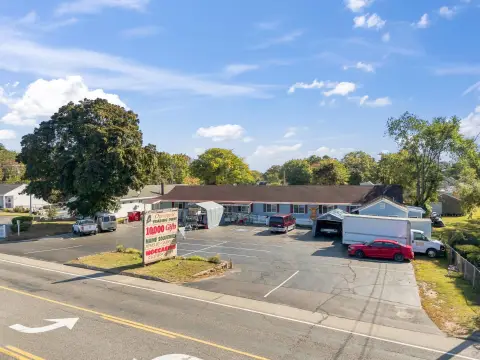 Mixed-Use Property with Apartment