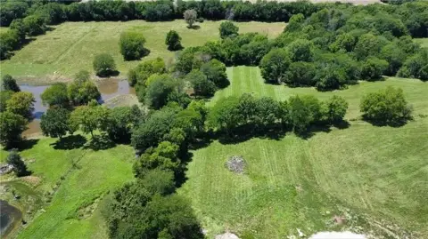 8-Acre Land Parcel in Missouri