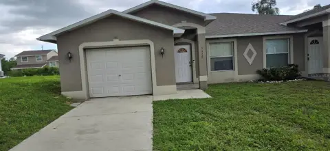 Attached Duplex with Private Entries