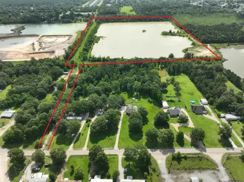 Secluded Land with Large Lake