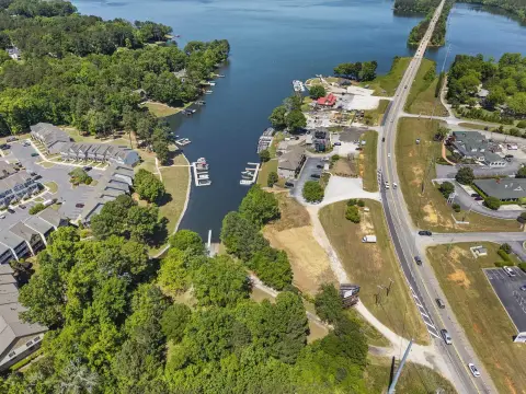 Lake Oconee Commercial Lot