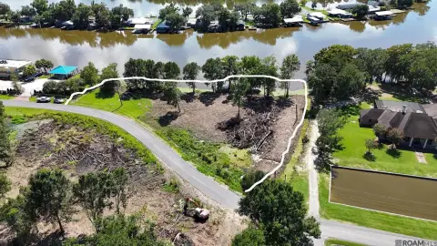Riverfront Waterfront Land