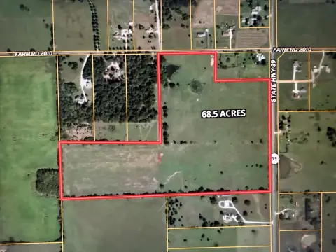 68.5 Acres South of Aurora