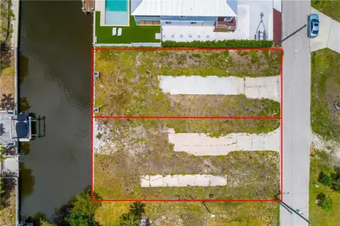 Gulf-Access Waterfront Land