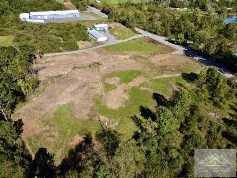 Commercial Land with Route Frontage