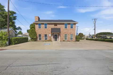 Small Retail/Office Suite