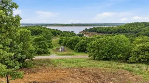 Unrestricted Waterfront Land Tract