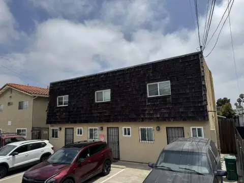 Triplex with Townhome-Style Units