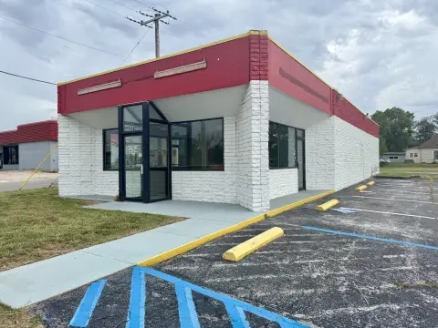 Freestanding Retail Space