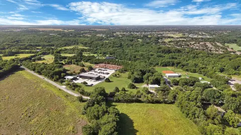 Subdividable Commercial Land Tract