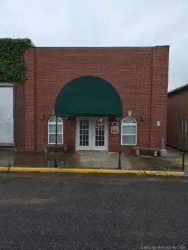 Main Street Commercial Building