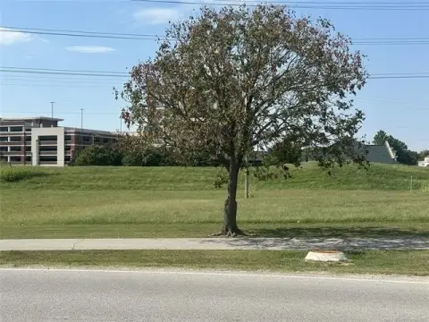 Prime Commercial Land in Jenks