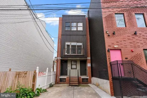 Duplex With Private Patio
