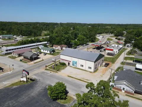 Flex Building With Shop Area