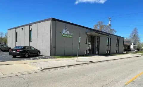 Built-to-Suit Office Building