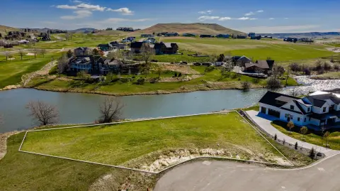 Waterfront Homesite in Powder Horn
