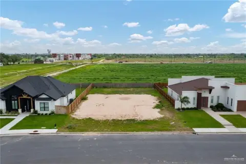 Land Near Expressway 281/83