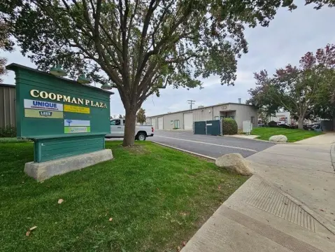 Visalia Commercial Space For Rent