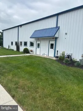 Industrial Manufacturing and Warehouse Facility