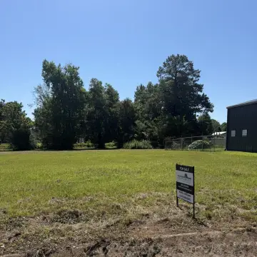 Commercial Land with Build-to-Suit Option