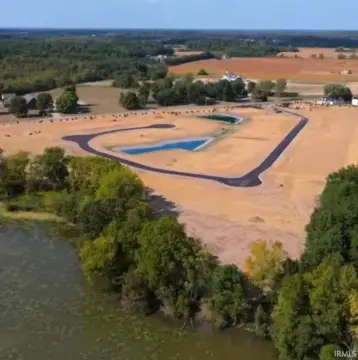 Residential Land in Leo, IN