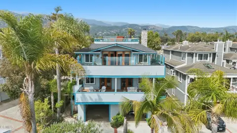 Duplex with Rooftop Deck
