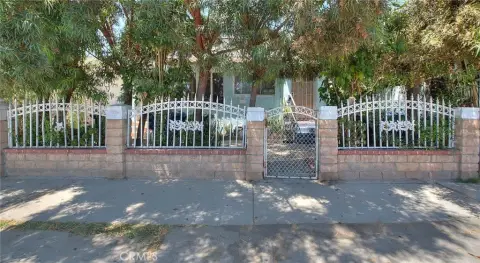 Los Angeles Triplex For Sale