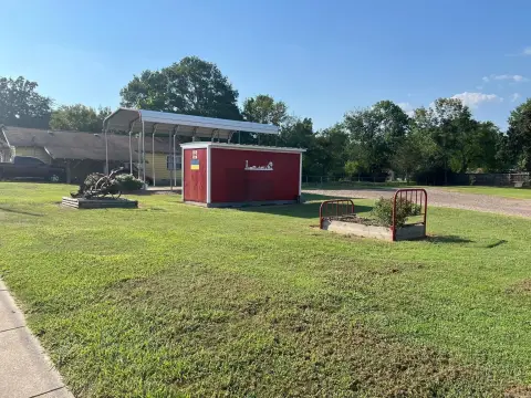 Residential Lots with City Amenities