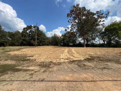 Residential Lot in Waldron, AR