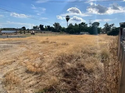 Porterville Development Lot For Sale