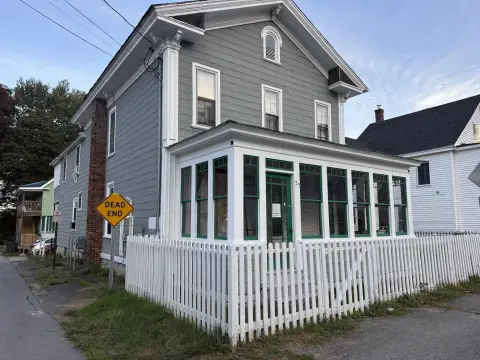 Duplex with Garage