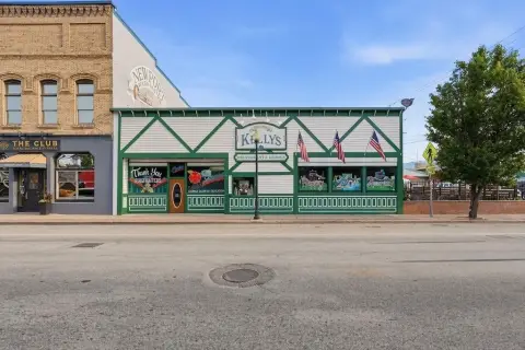 Established Bar & Pub with Restaurant