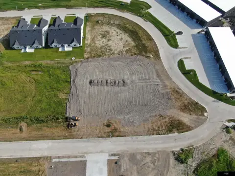 Residential Lot with Outbuilding Options