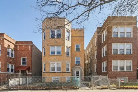 Chicago Multi-Unit Building For Sale