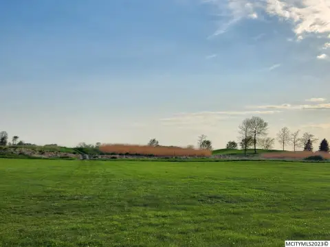 Residential Land Near Golf Course