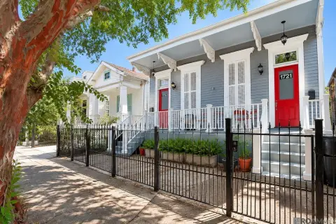 Maintained Double-Unit Duplex