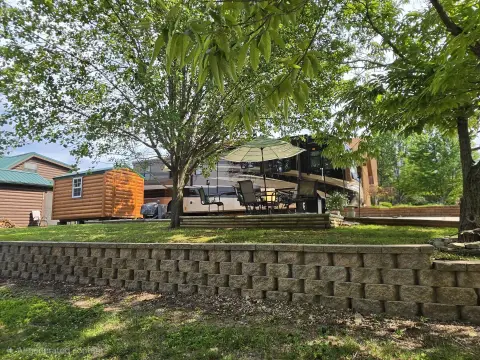 Hollister RV Lot in Resort