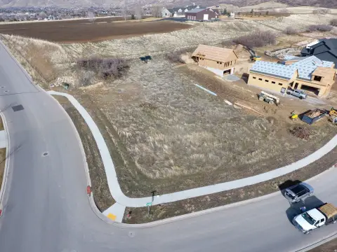 Mapleton Land with Mountain Views