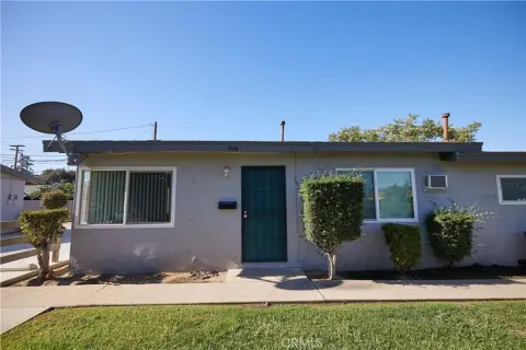 End-Unit Duplex with Garage