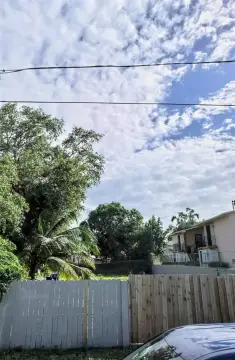 Residential Land in Miami, FL