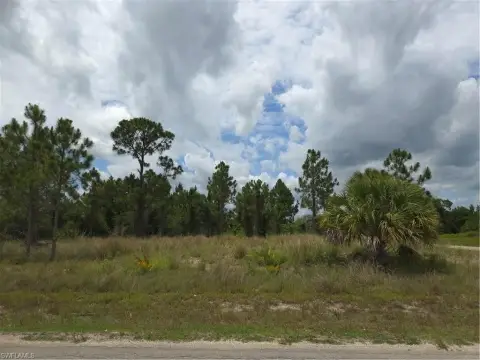 Residential Lot in Lehigh Acres