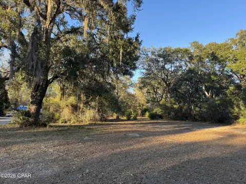 Heritage Oak Recreation Land