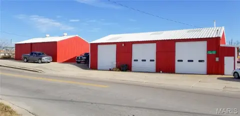 Manufacturing Facility with Showroom