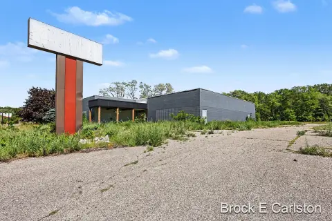 Flex Warehouse with Open Layout